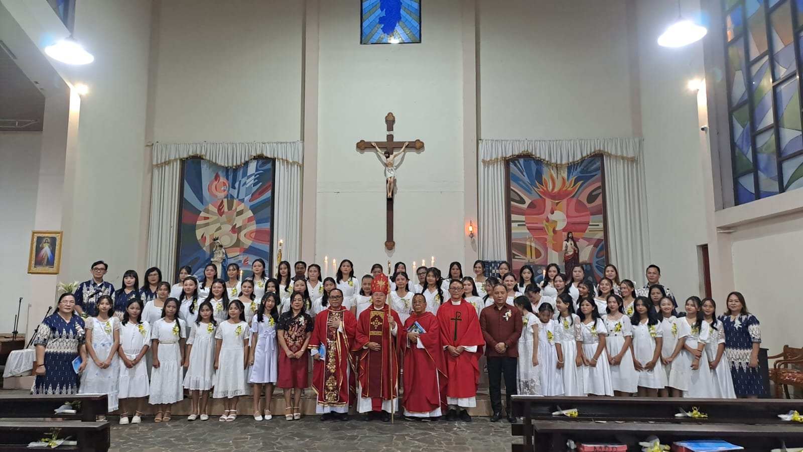 Penerimaan Sakramen Krisma & Pesta Pelindung Paroki Maria Ratu Damai Tomohon