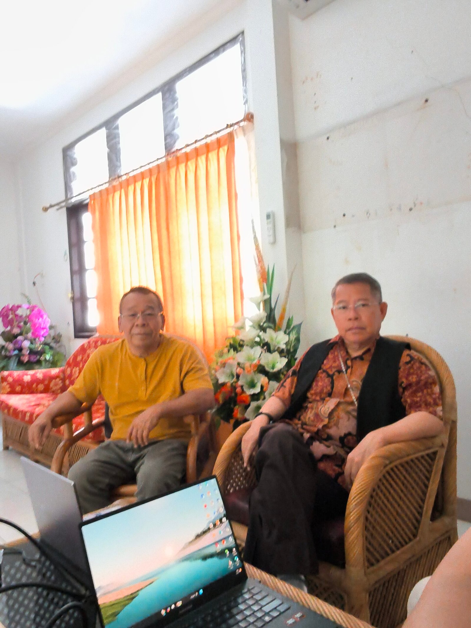 Pertemuan Pembahasan Kronik